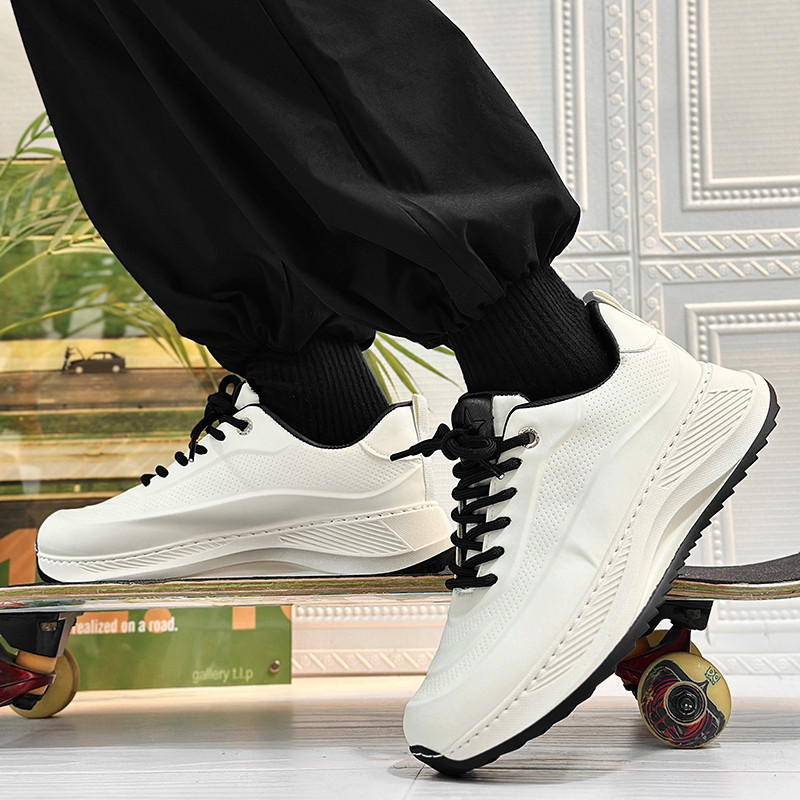 Vyriški sportbačiai Pavasariniai Nauji Kvėpuojantys Patogūs Vyriški Batai Suvarstomi Laisvalaikio vyriškos platformos Trend Tvirtai dėvimi Zapatos Para Hombres