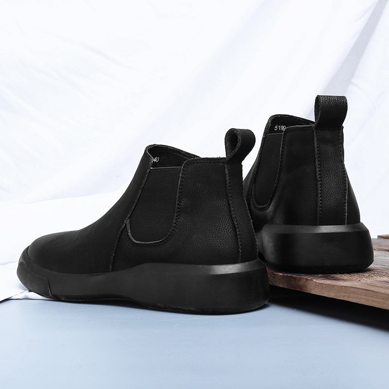 Ručno izrađene visoke cipele Chelsea čizme Kožne muške cipele Plus veličina 38-47 Muške ležerne čizme na navlačenje Zimske muške gležnjače za snijeg