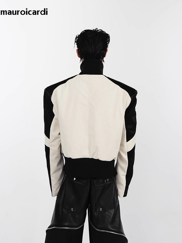 Mauroicardi pavasario rudens negabaritiniai trumpi balti ir juodi kratiniai Pu odinė striukė, vyriški pečių pagalvėlės, užtrauktuku užtraukiami dizainerių drabužiai