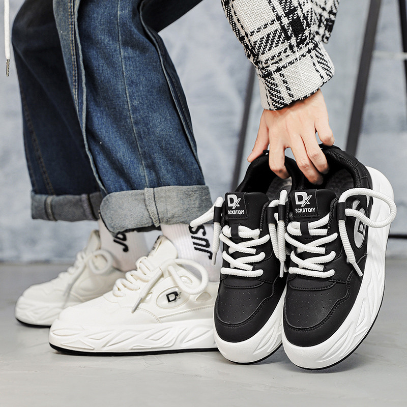 Ležerne cipele za muškarce Udobne tenisice na vezanje za van Lagane muške cipele 2023. Nove cipele za hodanje, velika veličina 39-44