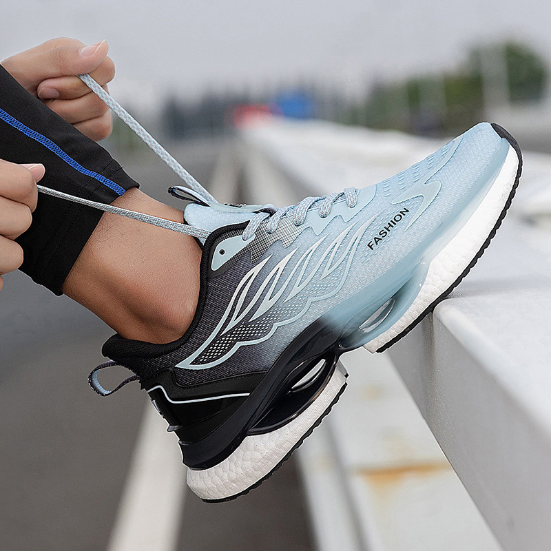 Proljetne ravne svjetleće tenisice za trčanje na vezanje Popcorn potplat Ležerne modne tenisice Udobne mekane potplate Svestrane cipele za muškarce