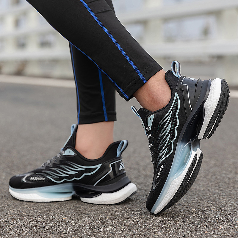 Proljetne ravne svjetleće tenisice za trčanje na vezanje Popcorn potplat Ležerne modne tenisice Udobne mekane potplate Svestrane cipele za muškarce