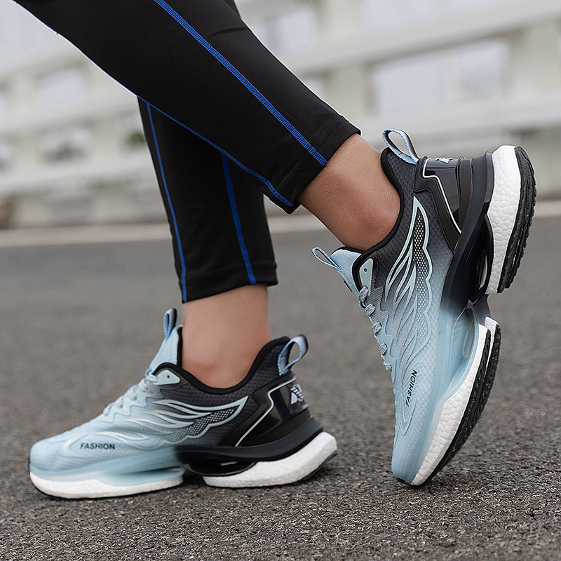 Proljetne ravne svjetleće tenisice za trčanje na vezanje Popcorn potplat Ležerne modne tenisice Udobne mekane potplate Svestrane cipele za muškarce