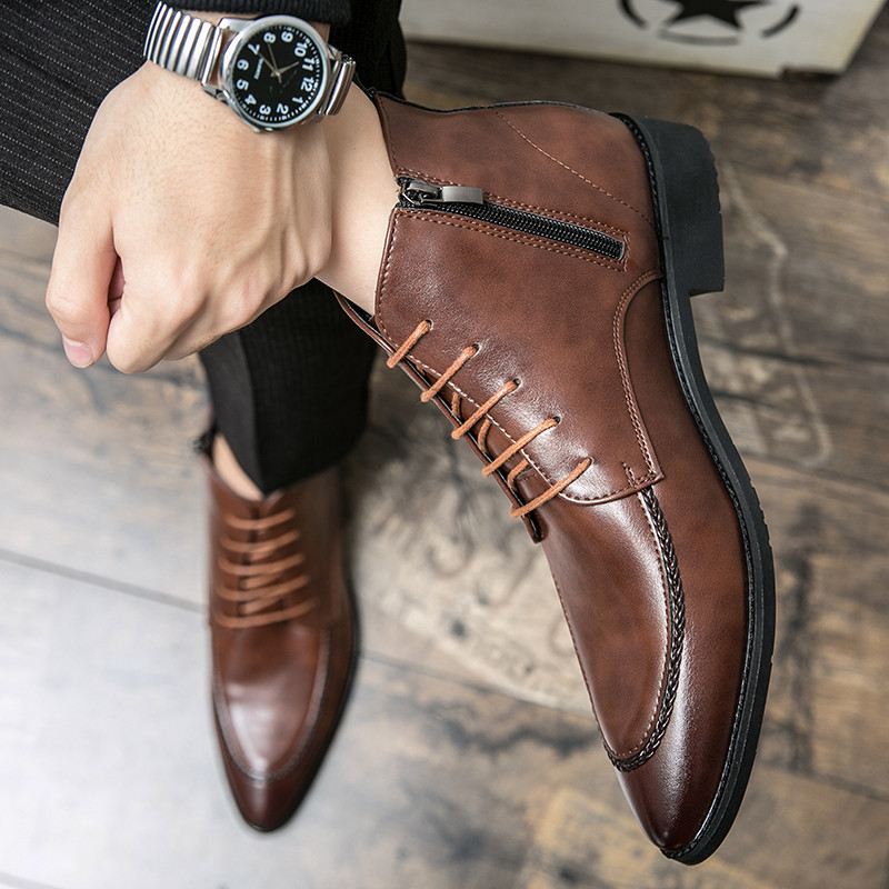 Cizme pentru bărbați de marcă de lux Cizme chelsea cu șireturi la modă cu talpă groasă cu vârf ascuțit Cizme de designer din piele Cizme cavaler de înaltă calitate