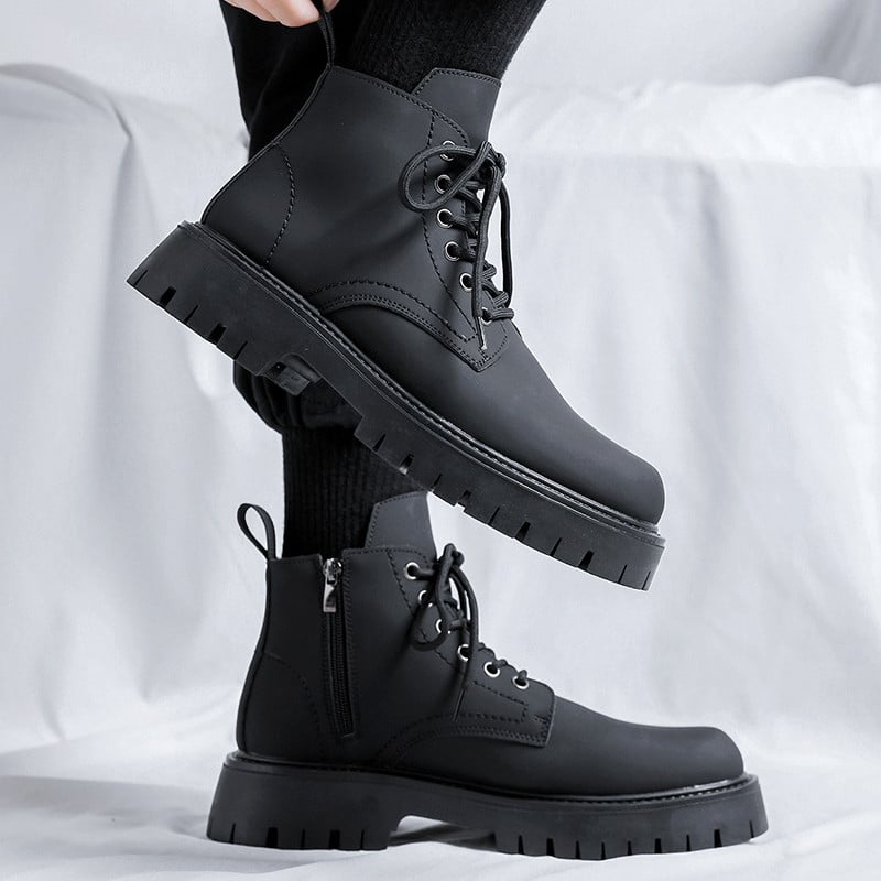 Βρετανικές ανδρικές μπότες Νέα Ανδρικά παπούτσια με χοντρή σόλα Αδιάβροχα παπούτσια με εργαλεία δερμάτινες μπότες μεσαίας κοπής All-match Μηχανοκίνητες μπότες μάχης