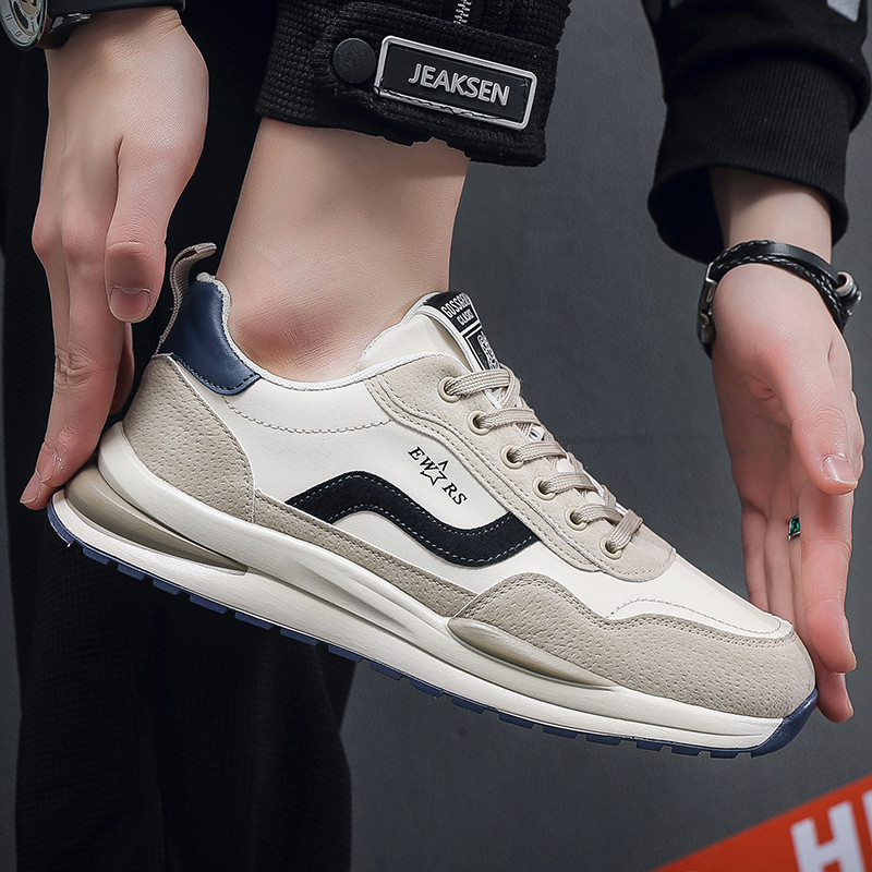 Muške tenisice 2023. Nove jesenske cipele s okruglim prstima i ravnim dnom na vezivanje za vanjske cipele protiv klizanja Trend prozračne čvrste muške vulkanizirane cipele