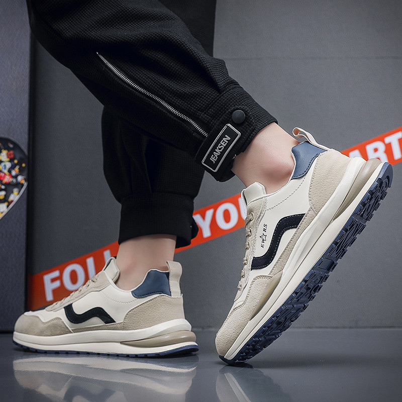 Muške tenisice 2023. Nove jesenske cipele s okruglim prstima i ravnim dnom na vezivanje za vanjske cipele protiv klizanja Trend prozračne čvrste muške vulkanizirane cipele