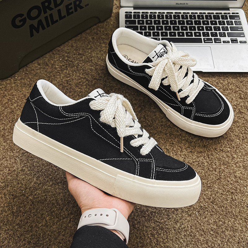 Muške ravne ležerne platnene cipele na vezanje 2023. Nove proljetne cipele za muškarce Jednobojne tenisice na otvorenom Muške plitke muške vulkanizirane cipele