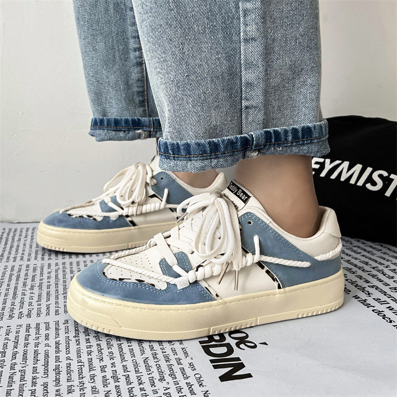 Muške vulkanizirane cipele Nove ravne donje ležerne moderne vanjske neklizajuće dezodoransne udobne mekane donje svestrane muške cipele