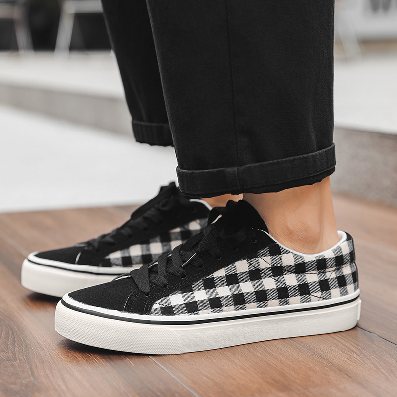 Jesenné nové šnurovacie párové trendy v kórejskej verzii, retro priedušné ležérne kockované pánske topánky, skateboardové topánky s výklenkom