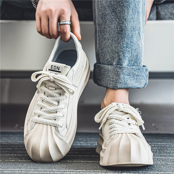 2023 Нови пролетни плоски модни мъжки единични обувки с връзки Ежедневни неплъзгащи се дишащи модерни универсални плътни плитки обувки за мъже