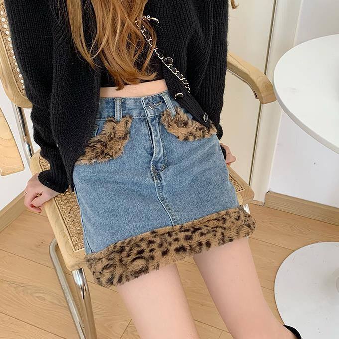 Suknja s omotanom stražnjicom s uzorkom leoparda Vruća djevojka, seksi suknja s porubom na dolje Novi stil traper suknje u proljeće i jesen 2022.