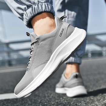 Летни нови мъжки обувки Модни мъжки ежедневни маратонки Корейска версия Тенденция Дишащи спортни обувки за бягане Мъжки плътни плитки