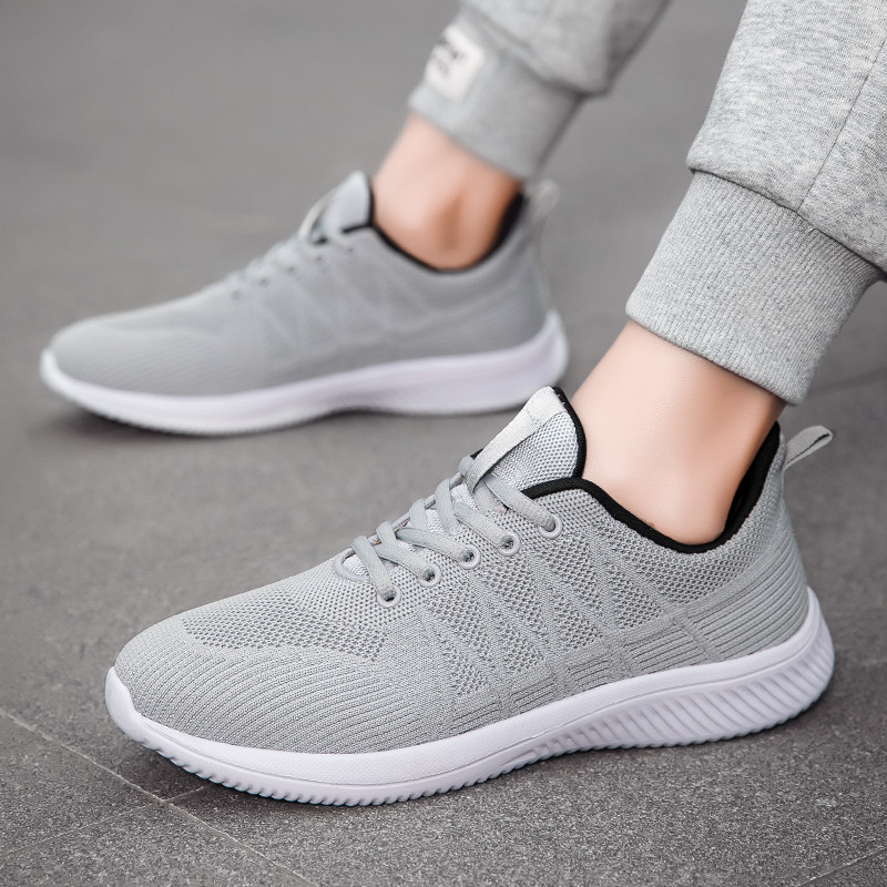 Pánske vulkanizované topánky 2023 Jarné a jesenné sieťované šnurovacie ležérne vonkajšie protišmykové pohodlné mäkké podrážky priedušné tenisky pre mužov