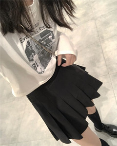 Krátka sukňa, dochádzajúca do práce, vysokoškolská študentka, roztomilá a hravá, viacúčelová BM jesenná a zimná skladaná sukňa