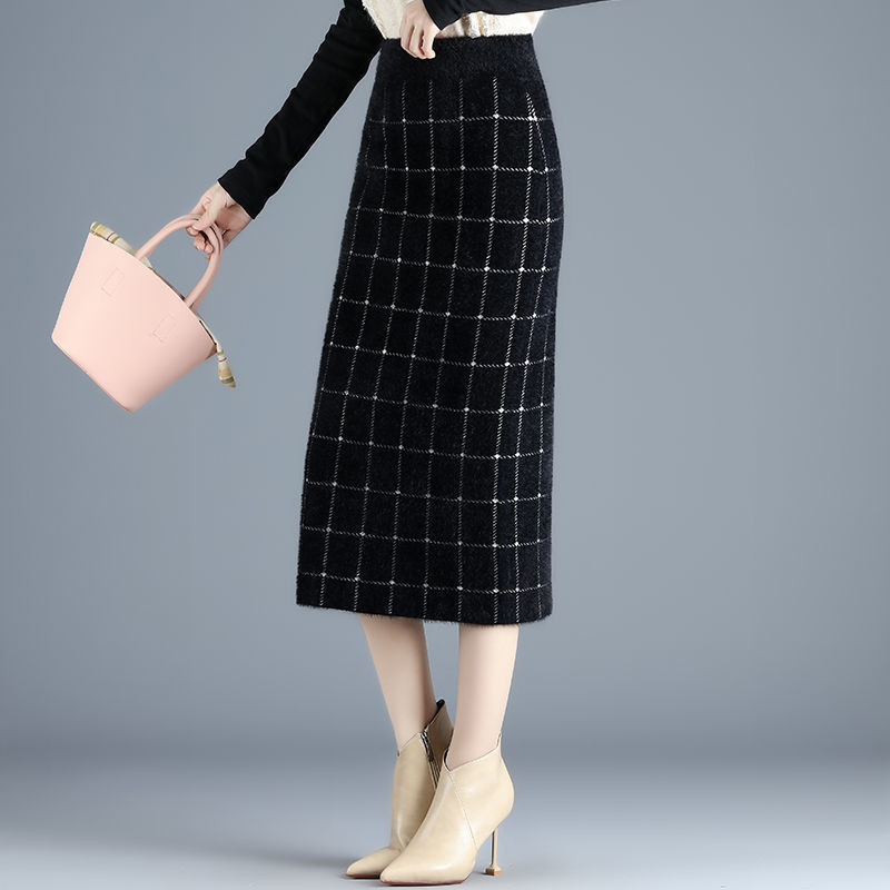 Ženske 2021. Jesen Zima Nove debele tople suknje visokog struka Ženske pletene suknje od baršuna od nerca Ženske karirane suknje u paketu R772
