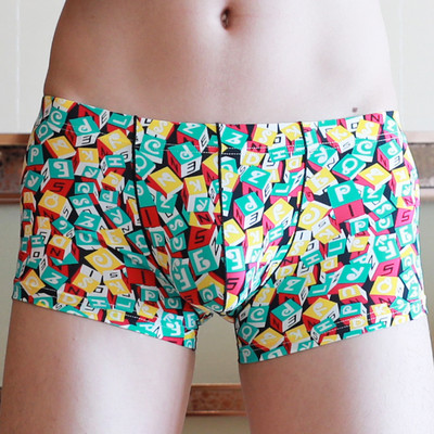 Chiloți sexy pentru bărbați Boxer Lenjerie pentru bărbați Pantaloni scurți solidi pentru bărbați Lenjerie de corp respirabilă Boxer pentru bărbați imprimați
