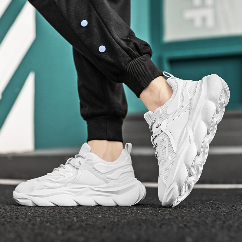 Batai vyrams 2023 m. pavasariniai suvarstomi tinkliniai storo pado madingi lauko neslystantys patogūs minkštu padu kietu, negili vyriški sportbačiai