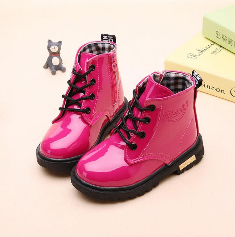 2022 Νέα χειμωνιάτικα παιδικά παπούτσια PU Δερμάτινα αδιάβροχα κοντά μποτάκια Παιδικά μποτάκια για χιόνι Μάρκα κορίτσια αγόρια Μπότες από καουτσούκ Μόδα αθλητικά παπούτσια