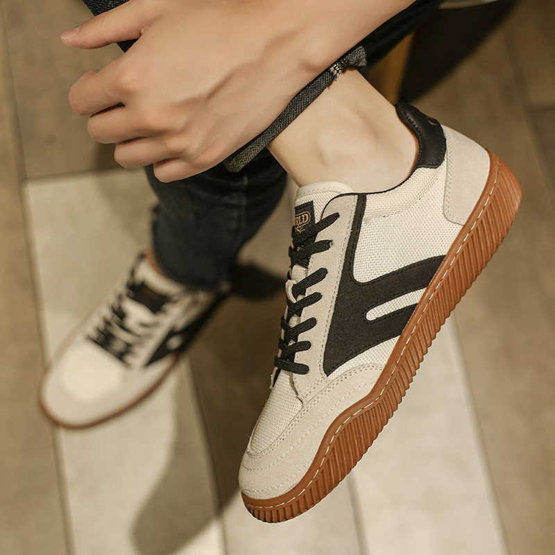 Nove proljetne i jesenske ravne muške cipele za slobodno vrijeme na vezanje za proljeće i jesen 2023., modne neklizajuće, udobne, mekane čvrste cipele za muškarce