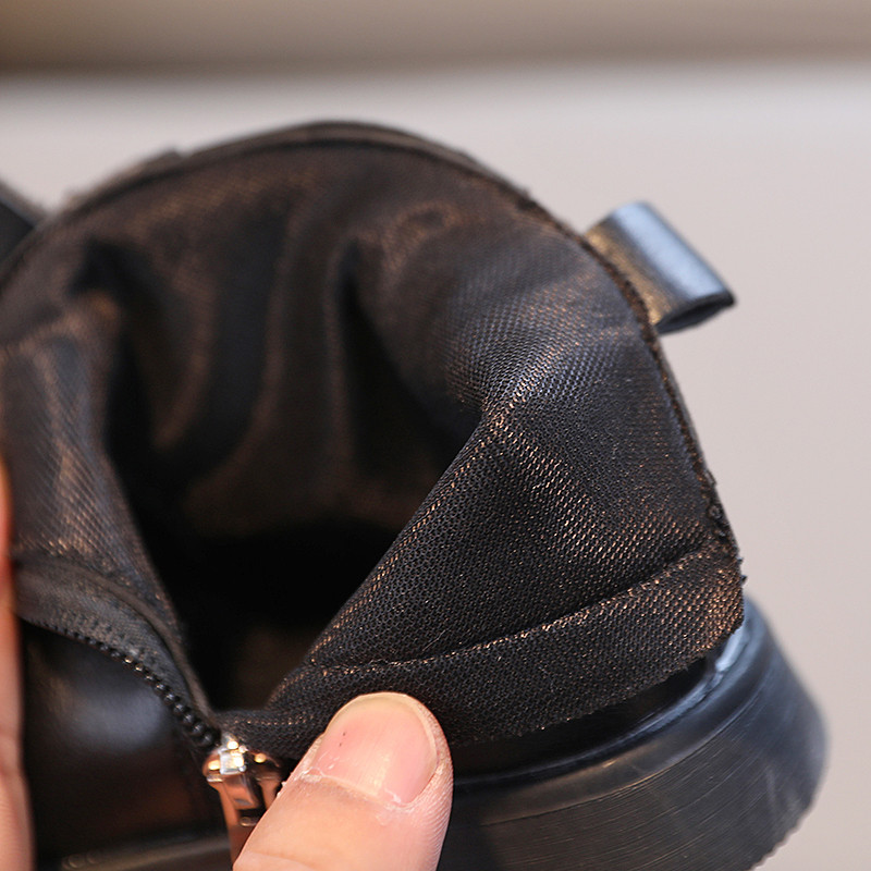 2023 m. Vaikiški trumpi batai Nauji žieminiai mergaitės grynos spalvos minkšti juodi odiniai batai Cuhk vaikiški princesiški batai, atkuriantys senovės