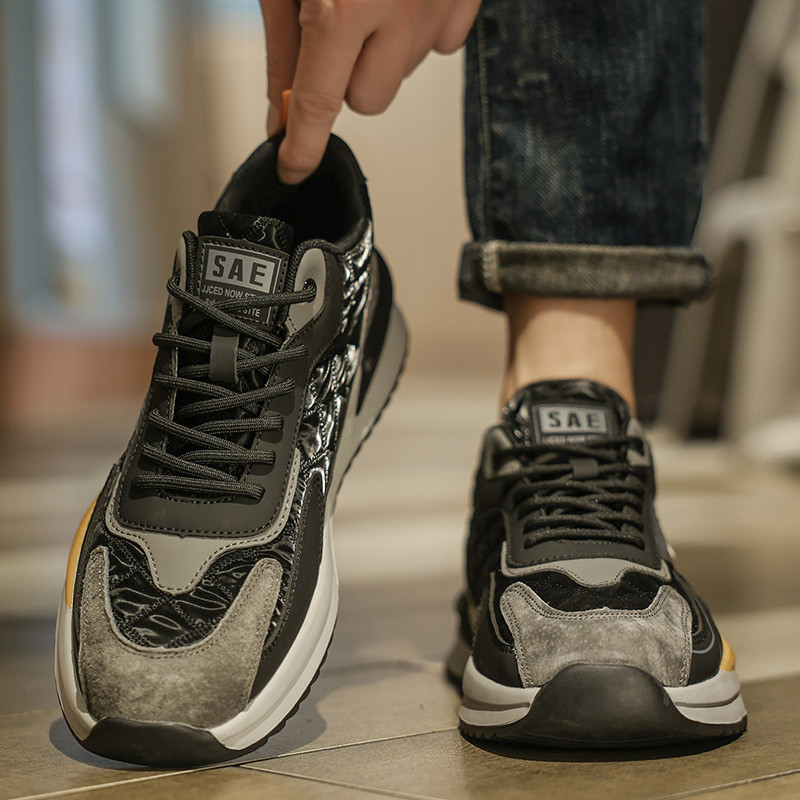 Muške nove tenisice za proljeće i jesen 2023. Udobne mekane unutarnje modne osobnosti Lagane ležerne sportske muške tenisice