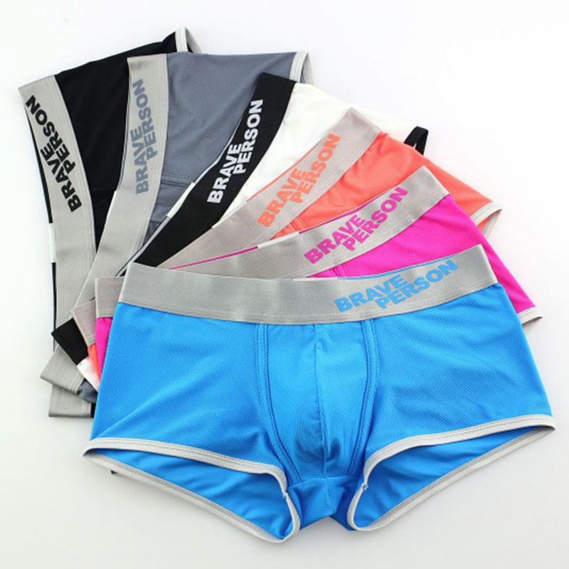 Lenjerie de corp sexy Cueca Boxer Pantaloni scurți pentru bărbați Îmbrăcăminte solidă pentru bărbați Boxeri Chiloți Pantaloni scurți de bikini sexy pentru bărbați