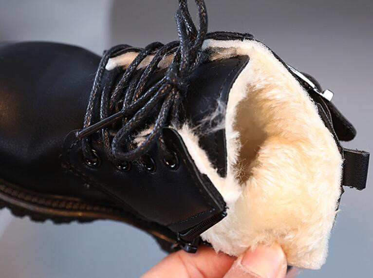 2022 Gyermek Alkalmi Cipők Őszi Tél Hó Fiú csizmák Cipők Divat Bőr Puha Csúszásgátló Lánycsizmák Baba Gyerek Sportcipők