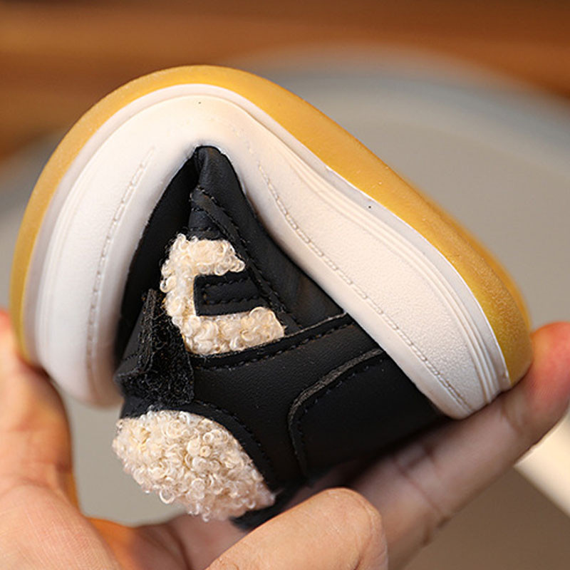 Dječja Zimska pamučna obuća Djevojčice Tople čizme za snijeg s debljim krznom Zimska sportska obuća za dječake Meke zimske cipele za bebe