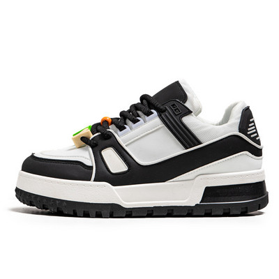 2023 m. ruduo Naujos platformos sportbačiai Vyriški madingi žali laisvalaikio batai vyrams prabangūs dizainerių riedlenčių batai Man tênis masculino