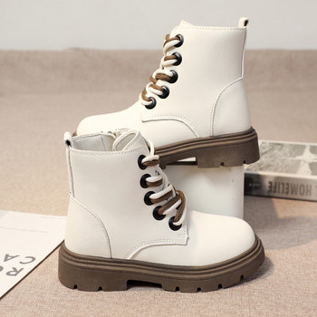 Νέες κοντές μπότες για κορίτσια Ευέλικτα μαλακά 2023 Παιδικά γλυκά μπότες πριγκίπισσας σε στυλ Βρετανίας Χαριτωμένα ανοιξιάτικα φθινόπωρα χειμωνιάτικα παιδικά παπούτσια PU