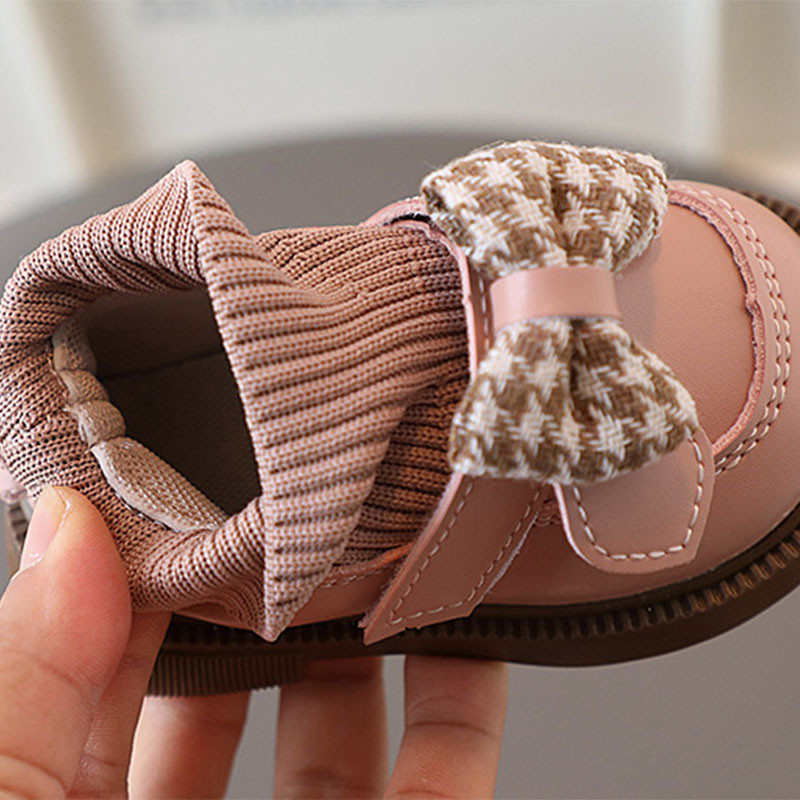 Ψηλό κορυφαίο μωρό με πλεκτά παπούτσια με κάλτσες Houndstooth Παιδικές μπότες με πεταλούδες για παιδικά κορίτσια Κομψά νεογέννητα φθινοπωρινά παπούτσια G09273