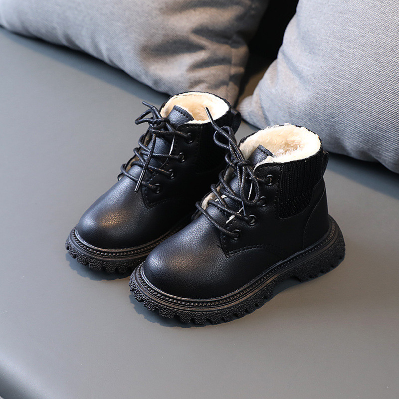 Dječje čizme za snijeg u novom stilu 2022. Djevojčice Dječaci Plišane kratke čizme Ležerne tople cipele za gležnjeve Dječje modne tenisice za djecu F07195