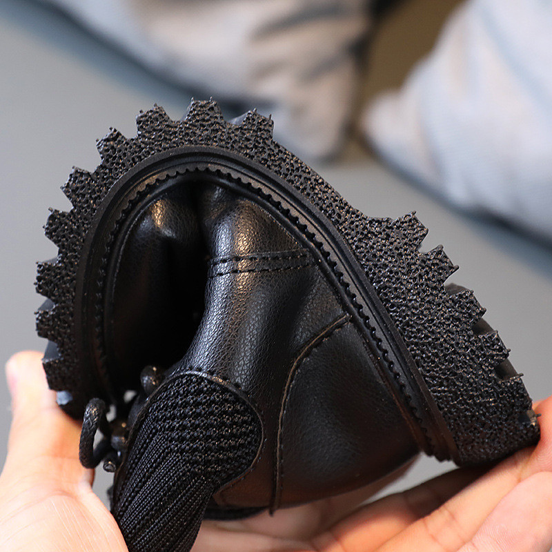 Dječje čizme za snijeg u novom stilu 2022. Djevojčice Dječaci Plišane kratke čizme Ležerne tople cipele za gležnjeve Dječje modne tenisice za djecu F07195