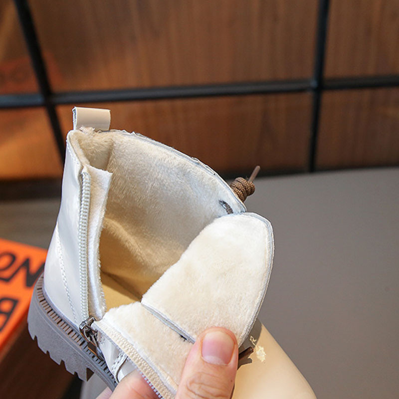 Prekės ženklo dizaineris Gražūs vaikiški batai mergaičių batai paprastas juodos smėlio spalvos mažos mergaitės laisvalaikio batų platforma žieminiai kulkšnies batai G09222