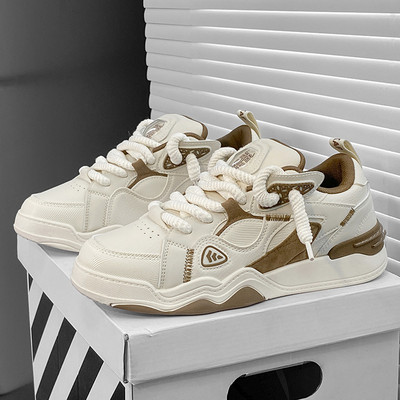 Nove muške cipele za kruh Uzročne niske cipele za rolanje Prozračne lagane neklizajuće tenisice Udobne cipele za muške cipele s platformom