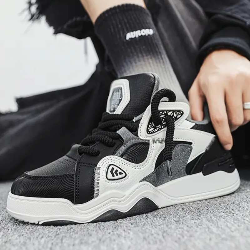 Nove muške cipele za kruh Uzročne niske cipele za rolanje Prozračne lagane neklizajuće tenisice Udobne cipele za muške cipele s platformom