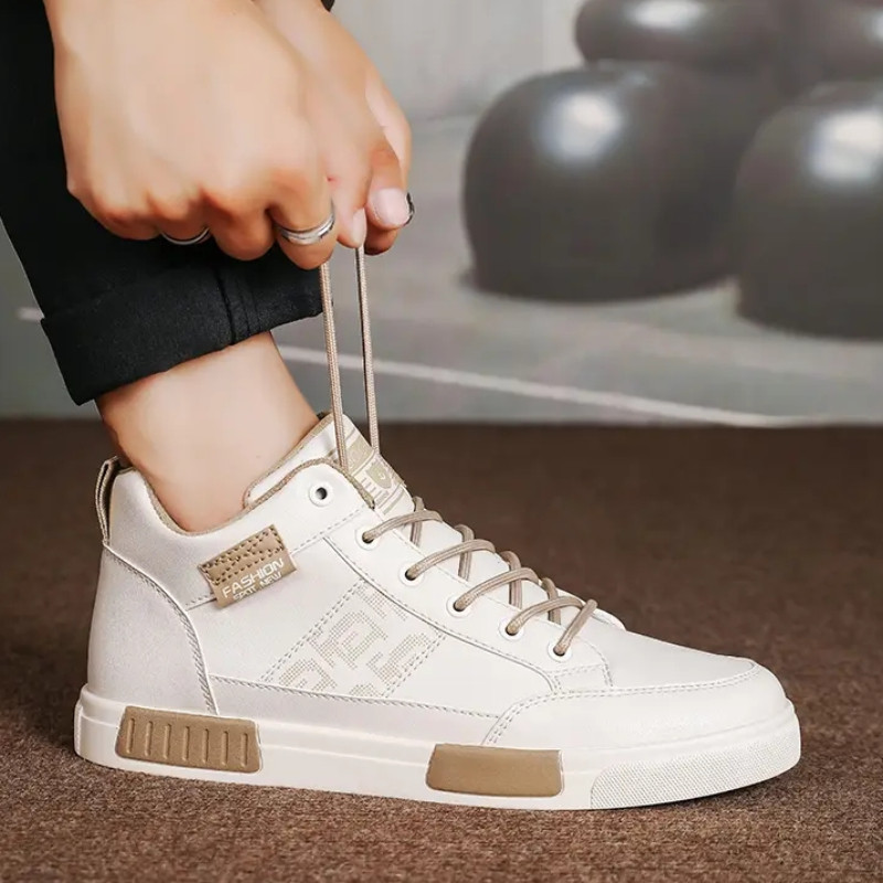 2023. Nove muške visoke jednostavne temperamentne kožne cipele za slobodno vrijeme za muškarce Lagane britanske divlje trendi cipele Tenis Masculino