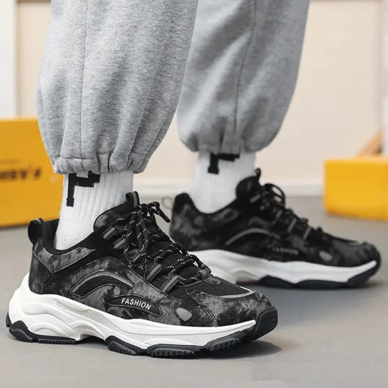 2023. Nova neklizajuća sportska obuća za trčanje za muškarce Trendi svestrane cipele za tate Studentske modne cipele za muškarce Tênis Couro Masculino