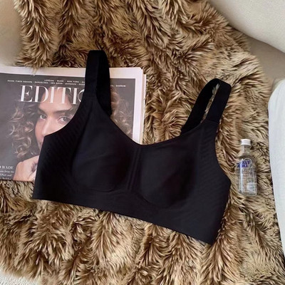 Velike grudi koje pokazuju malo donje rublje Ženski ljetni ultratanki bešavni zečji uši Veliki grudnjak za smanjenje grudi