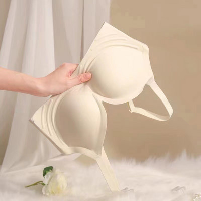 Външно разширяващо се бельо Дамски малки гърди Плоски гърди, събрани, за да покажат големите гърди Голям летен безшевен удобен сутиен