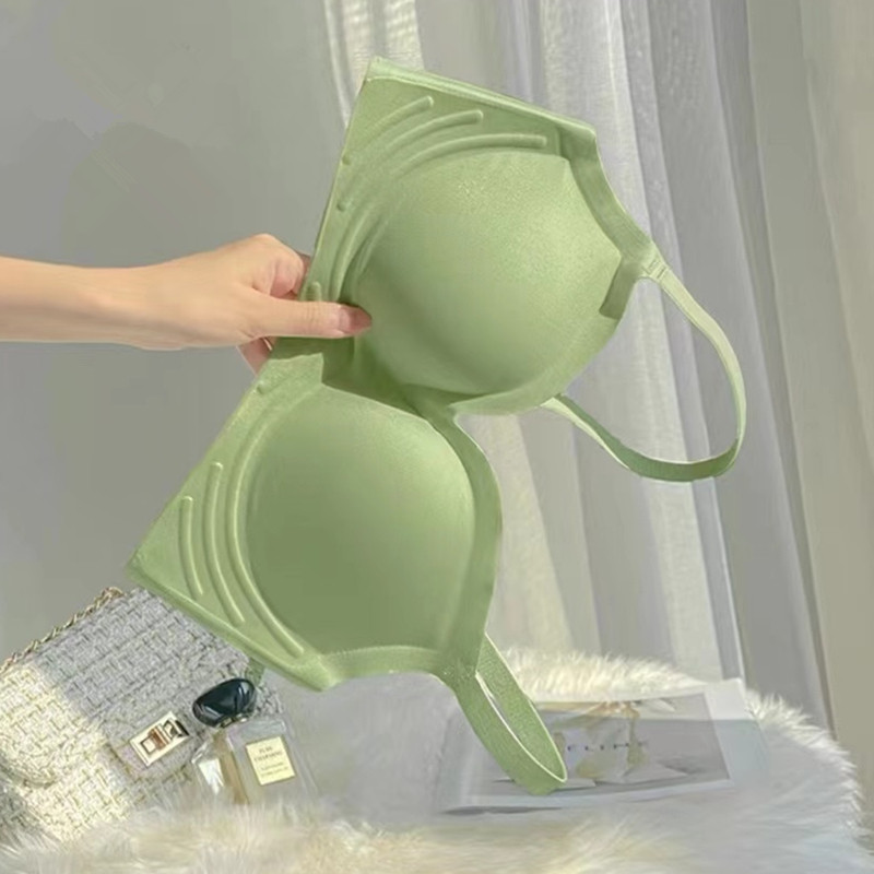 Välimine laienev aluspesu Naiste väike rind, lame rind, kogutud, et näidata suuri rindu, suured suvised õmblusteta mugavad rinnahoidjad