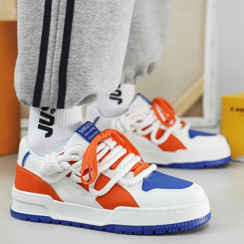 2023 Nove dizajnerske cipele za muškarce Ležerne tenisice s platformom Tenisice na vezanje Modne studentske tenisice Muške vulkanizirane tenisice Masculino