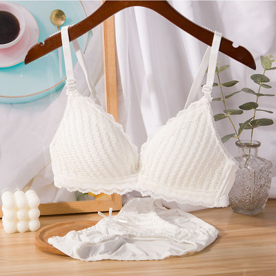 Moteriškas besiūlių liemenėlių rinkinys Newire bralette žemu juosmeniu kelnaitės Seksualus apatinio trikotažo komplektas V kaklo liemenėlė Minkštas moteriškas apatinio trikotažo rinkinys lenceria