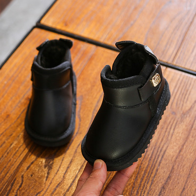 Nove zimske čizme za snijeg s neklizajućim mekanim potplatom za 2022. Dječje pamučne cipele plus debele tople bijele čizme sa slatkim zečjim ušima za djevojčice