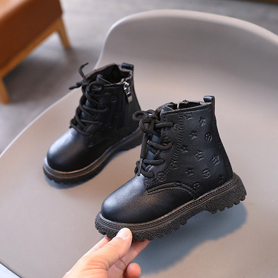 Bebeluși Fetițe Iarnă Bumbac Impermeabil Cizme din piele calde în stil britanic 2023 Toamnă Copii Cizme drăguțe cu căpșuni Pantofi pentru copii