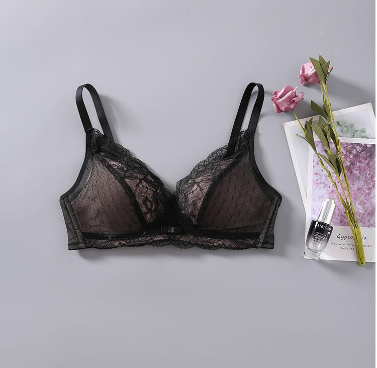 Căptușeală 100% mătase dud pentru femei cu țesătură de dantelă în exterior Sutien fără fir confortabil fără fir Bralette SS021