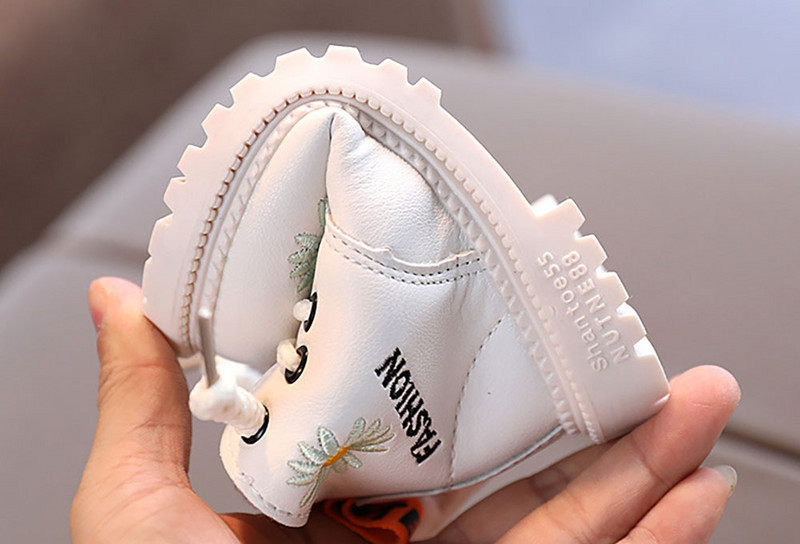 Jesen Zima Dječje čizme za plimu Jesen Zima Topli debeli pamuk Dječaci Djevojčice Čizme za snijeg Kožne čizme za malu djecu Sportske tenisice