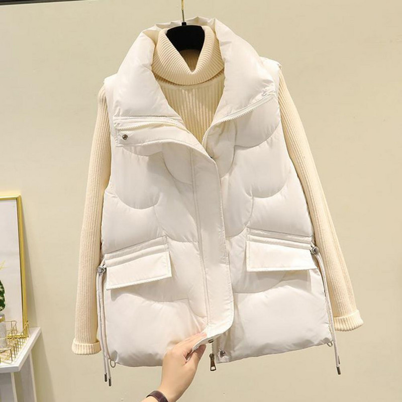 Ženski prsluk bez rukava Moderan ženski pamučni prsluk bez rukava Samostojeći ovratnik, dva džepa, patentni zatvarač za jesen/zimu