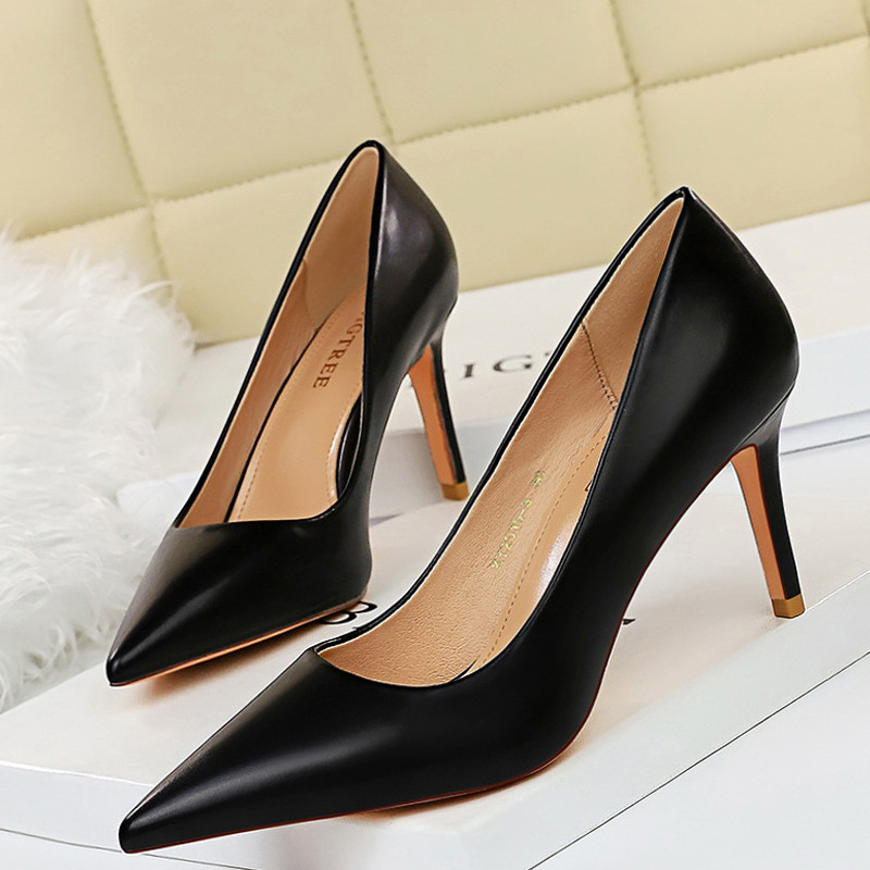 BIGTREE Batai Pu Oda Moterų Pumps Madingi Kitten Heels 7,5 cm Užsiėmimas OL Office Batai Moteriški aukštakulniai 2021 Sexy Heeled Batai